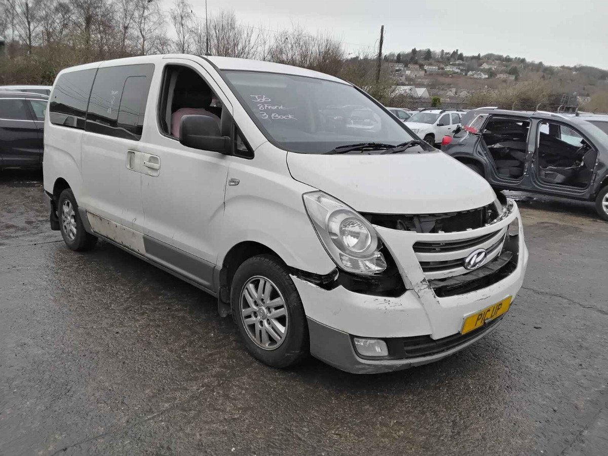 HYUNDAI I800