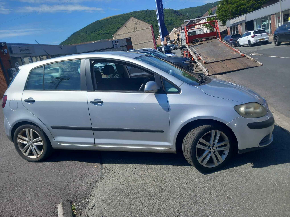 VOLKSWAGEN GOLF PLUS