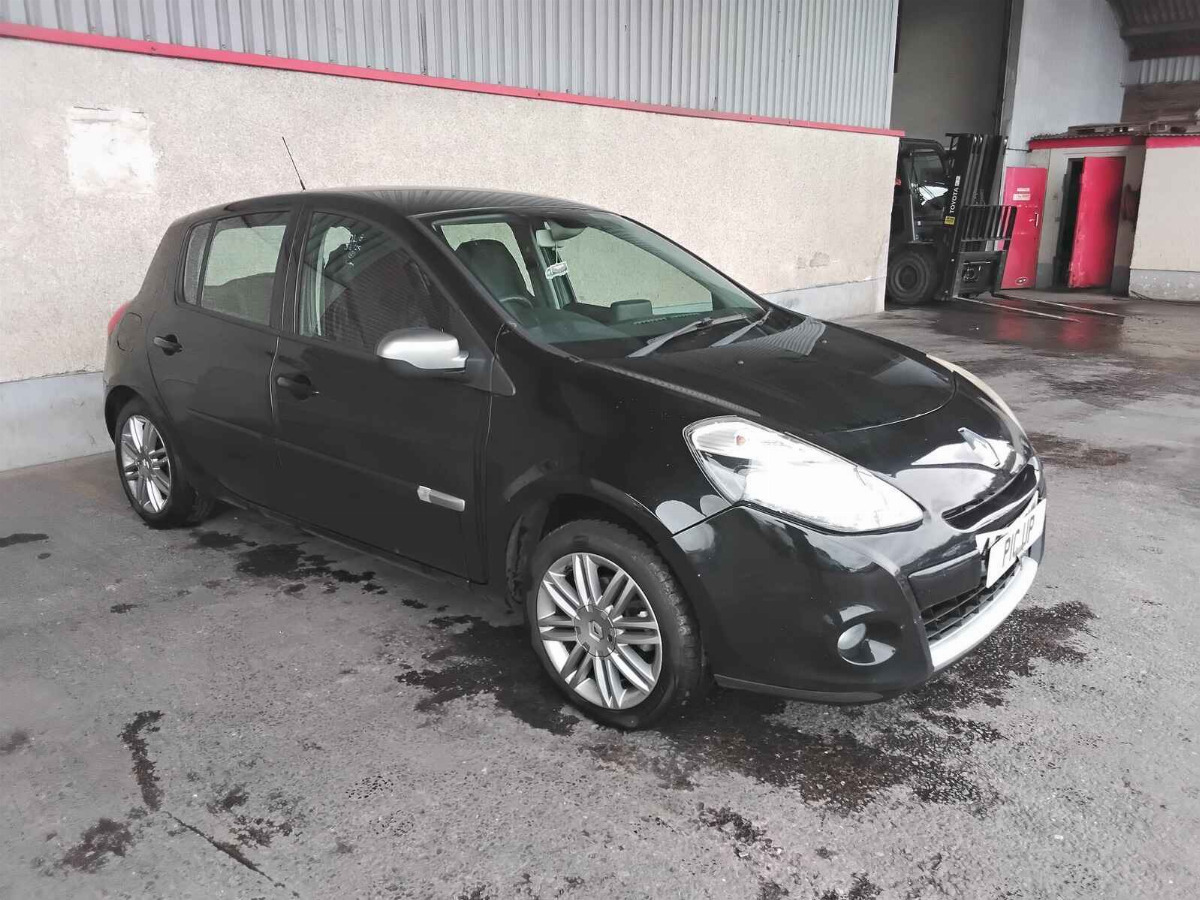 RENAULT CLIO