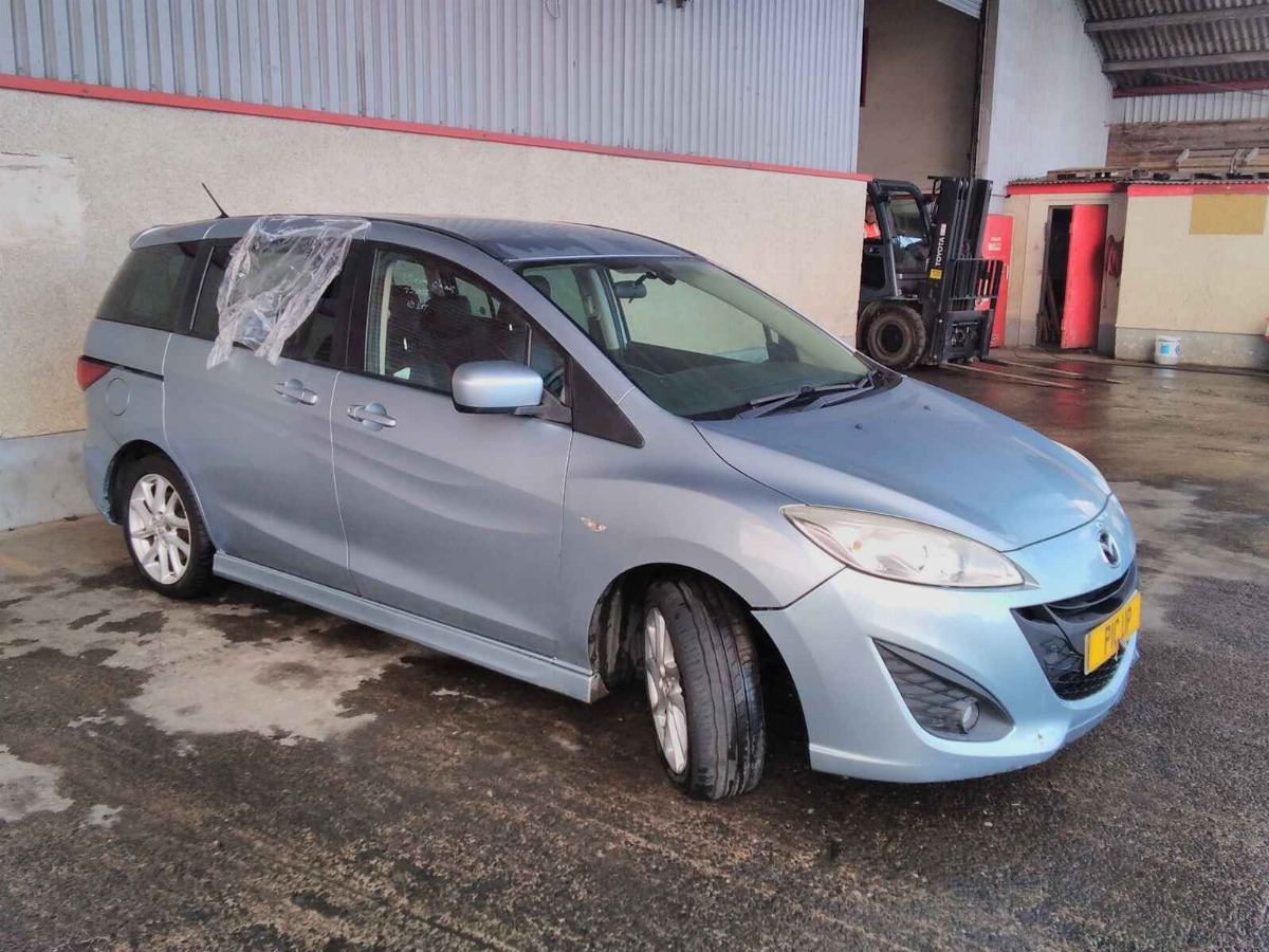 MAZDA 5
