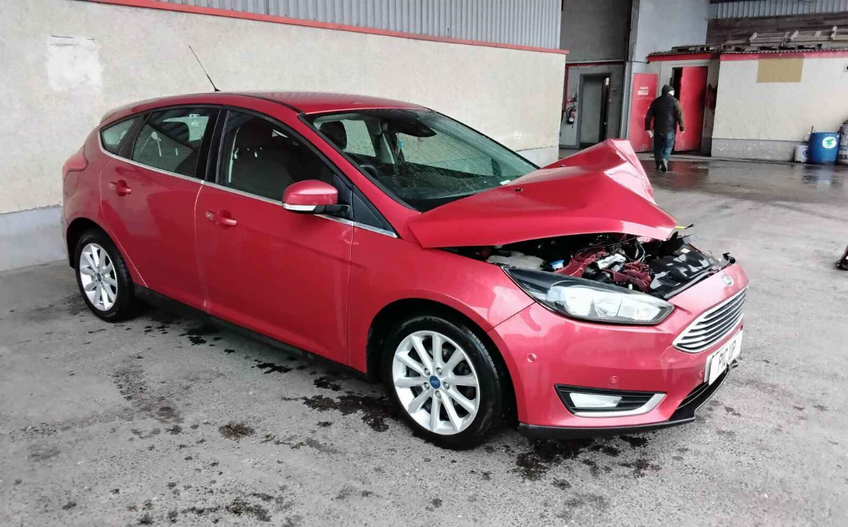 FORD FOCUS