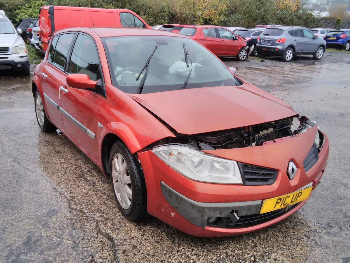 RENAULT MEGANE