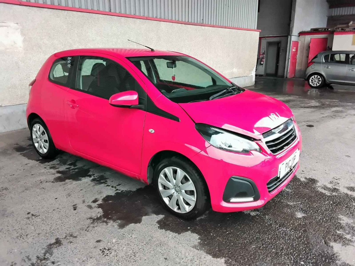 PEUGEOT 108