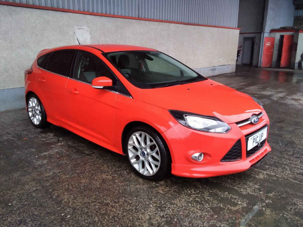 FORD FOCUS