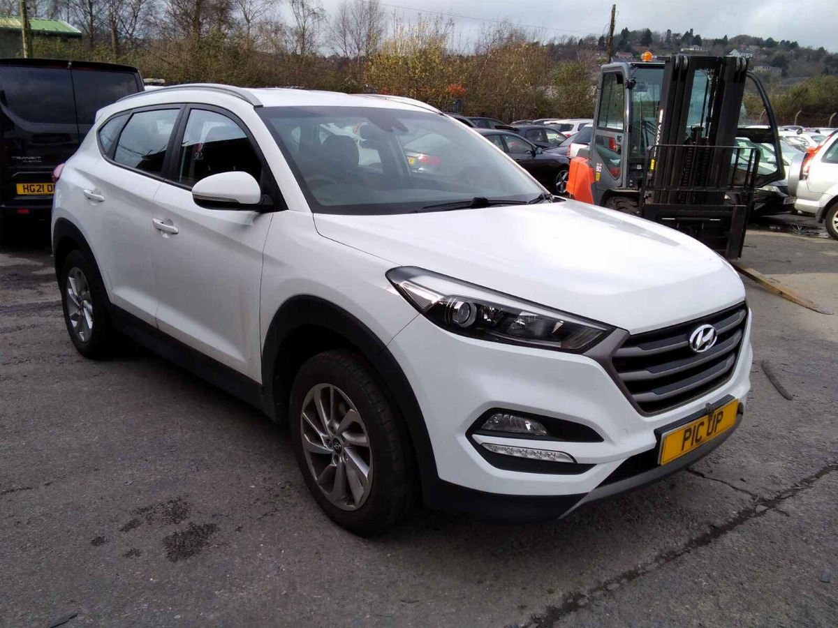 HYUNDAI tucson