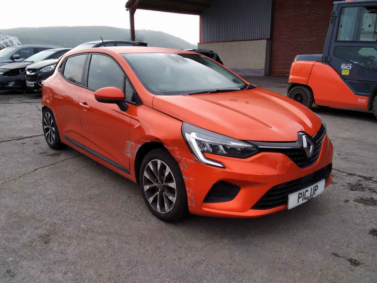 RENAULT CLIO