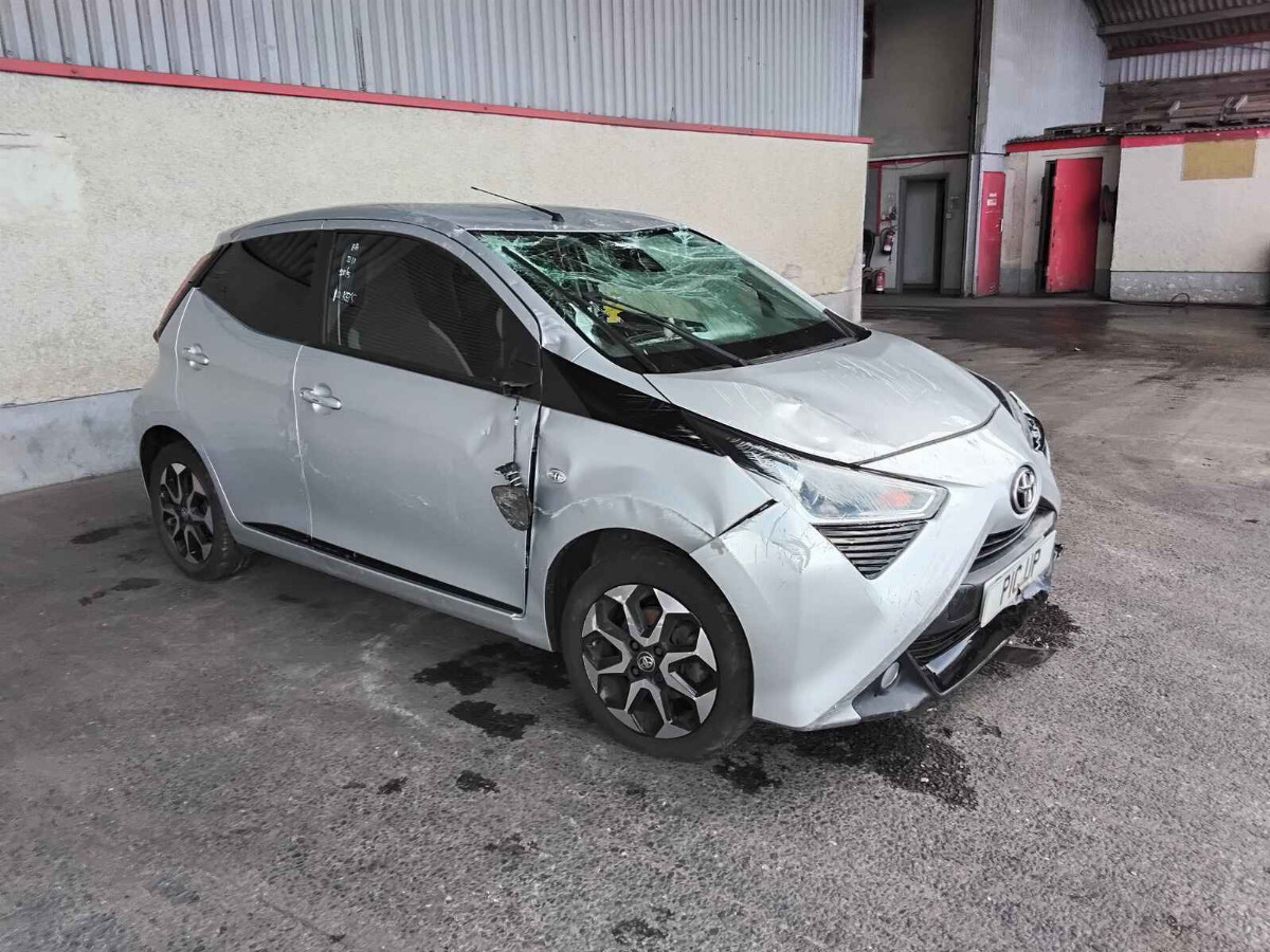 TOYOTA aygo