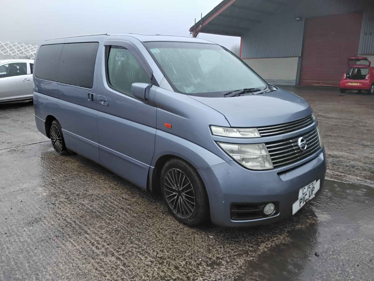 NISSAN elgrand