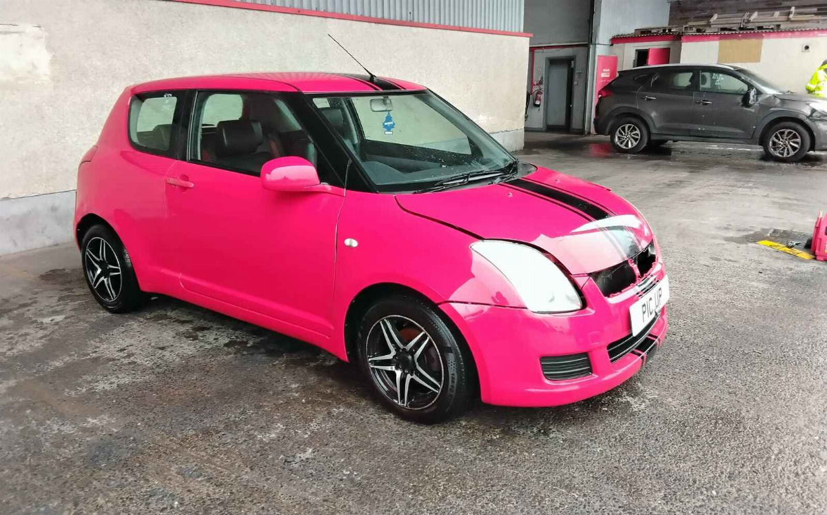 SUZUKI SWIFT