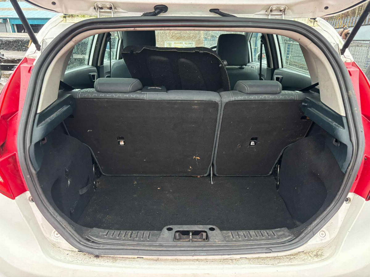 FORD FIESTA