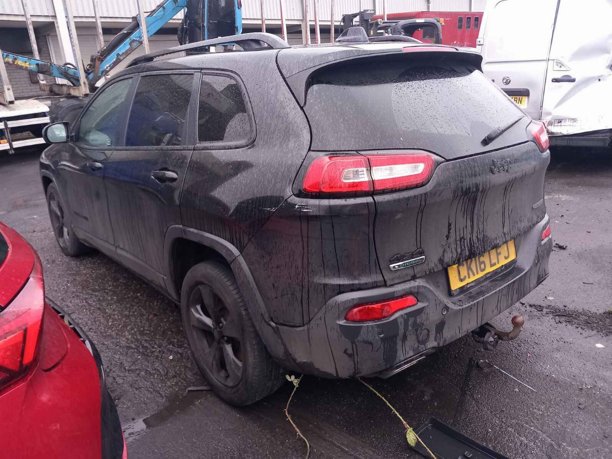 JEEP CHEROKEE