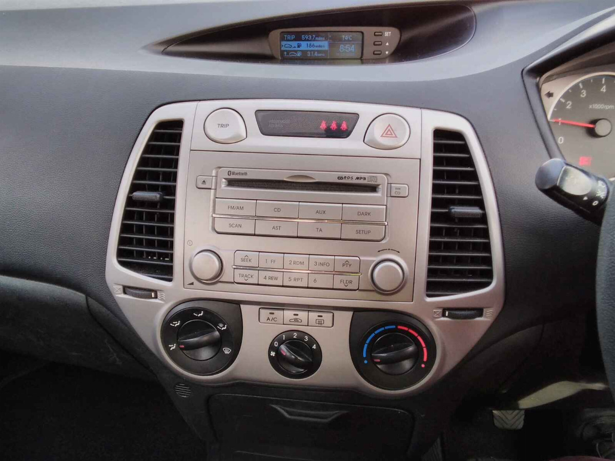 pic-up-spares-hyundai-i20-ref-66493-vehicle-breaking-for-spares