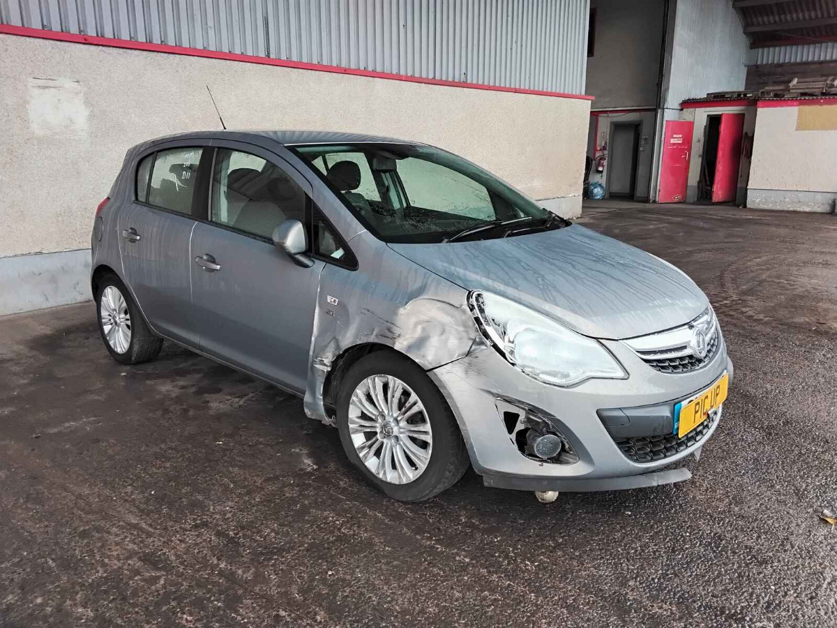 VAUXHALL CORSA