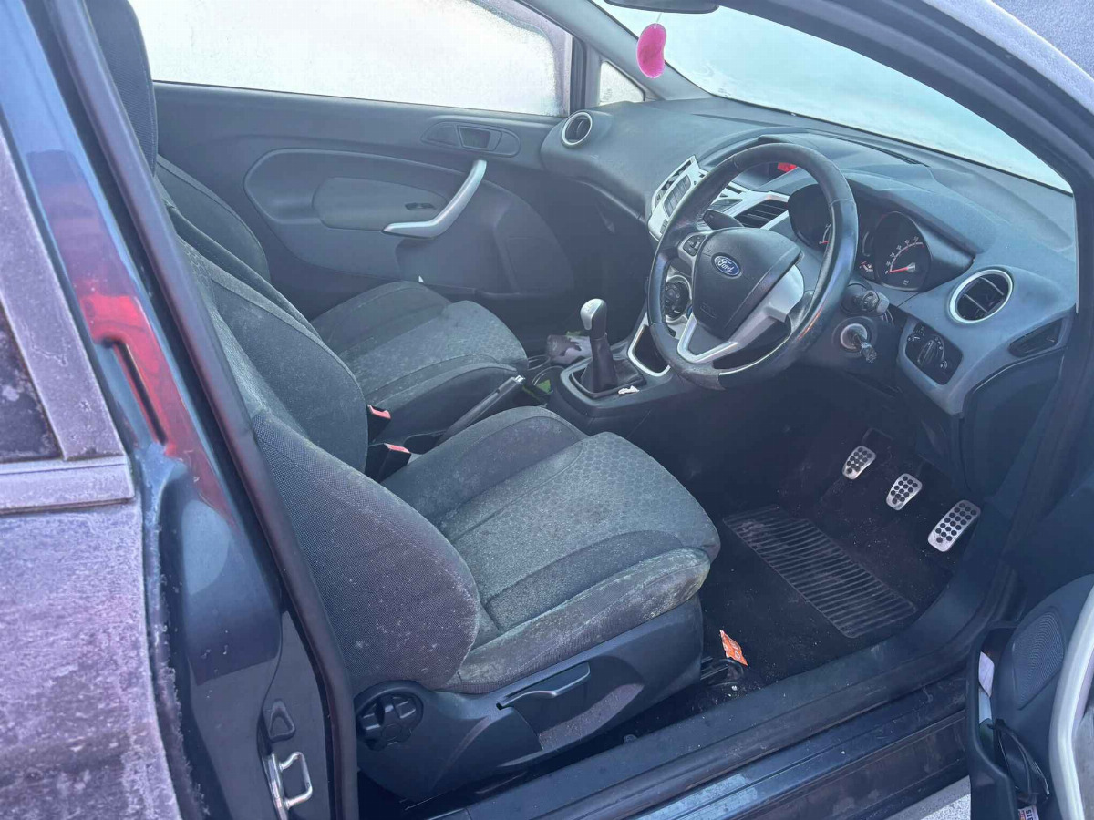 FORD FIESTA