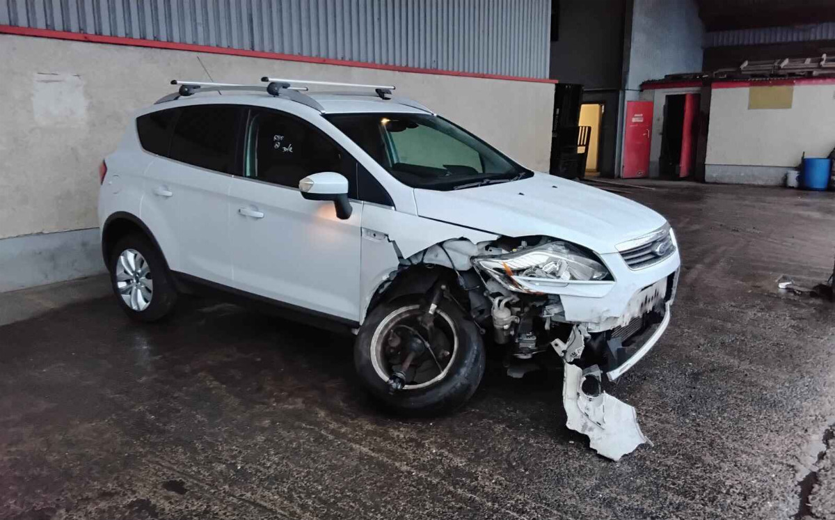 FORD KUGA
