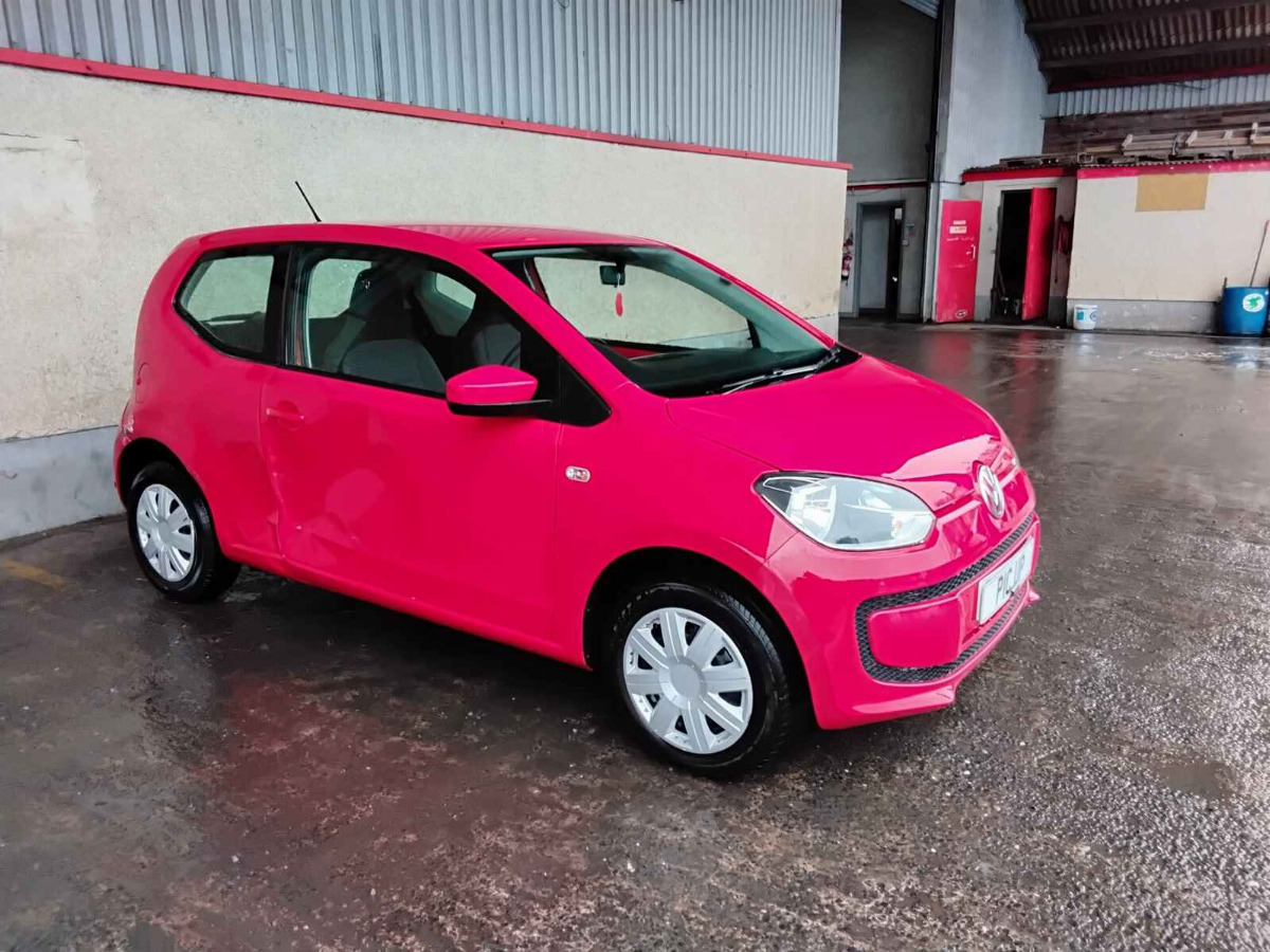 VOLKSWAGEN UP