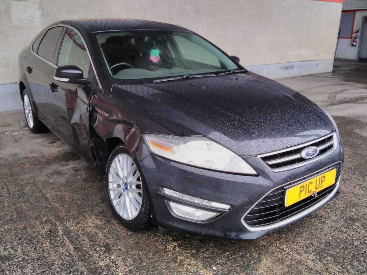 FORD MONDEO