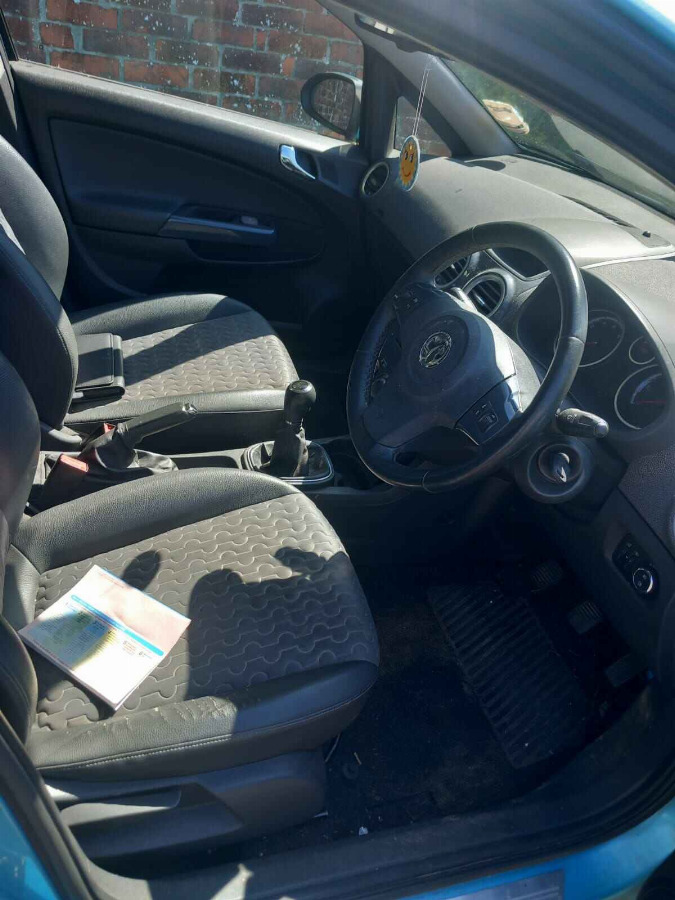 VAUXHALL CORSA