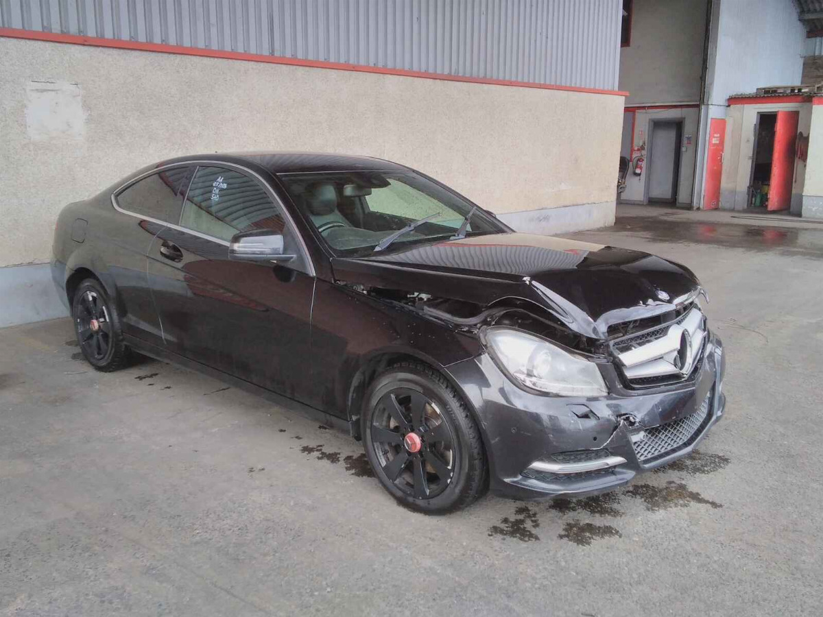 MERCEDES C-CLASS