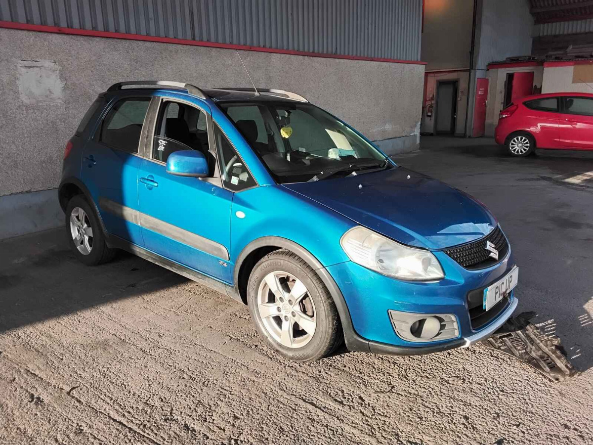 SUZUKI SX4