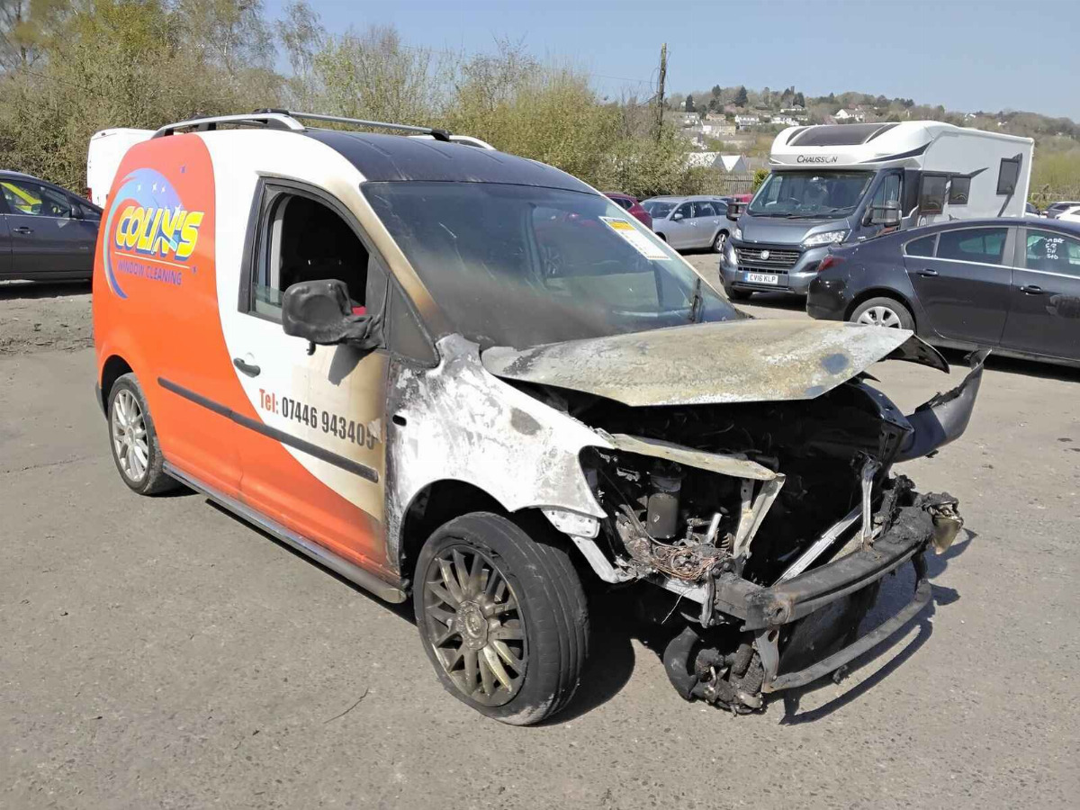VOLKSWAGEN CADDY