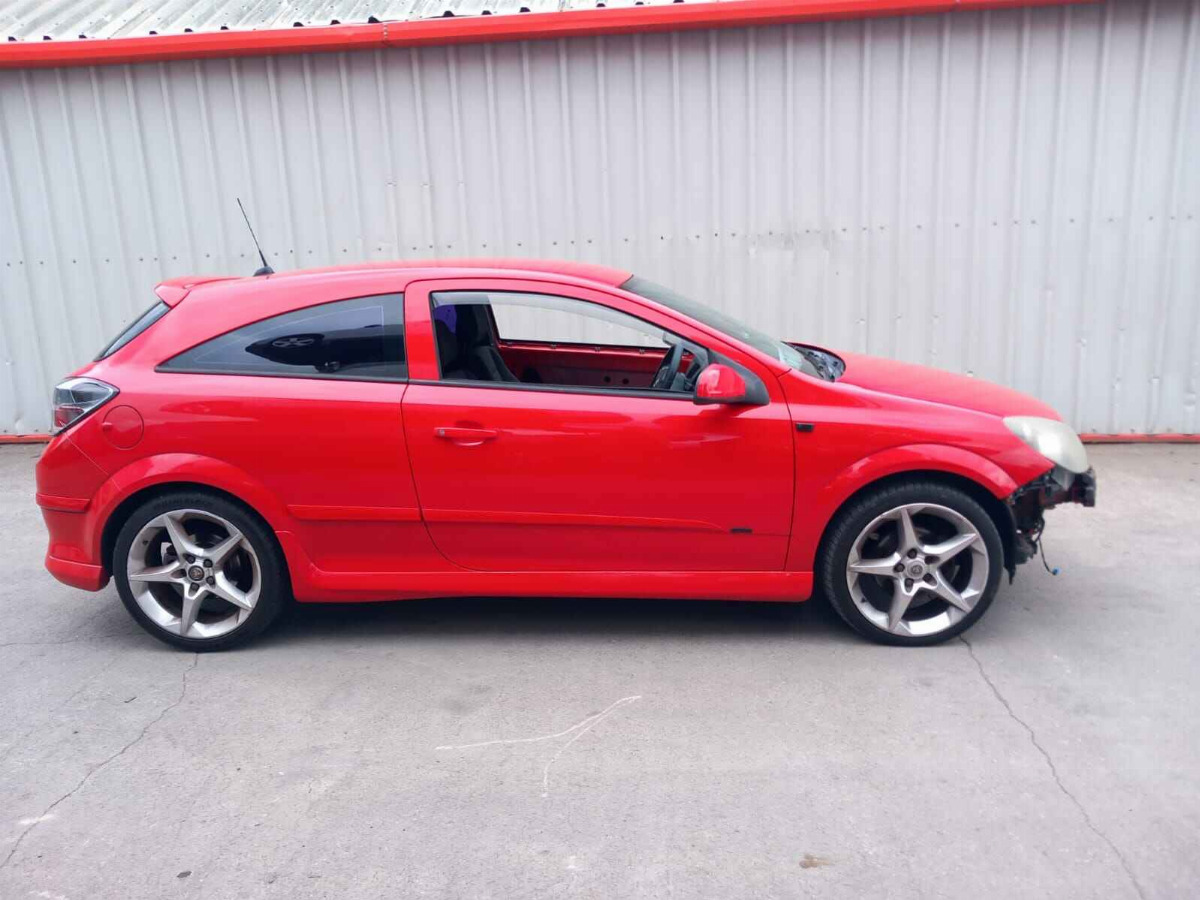 VAUXHALL ASTRA