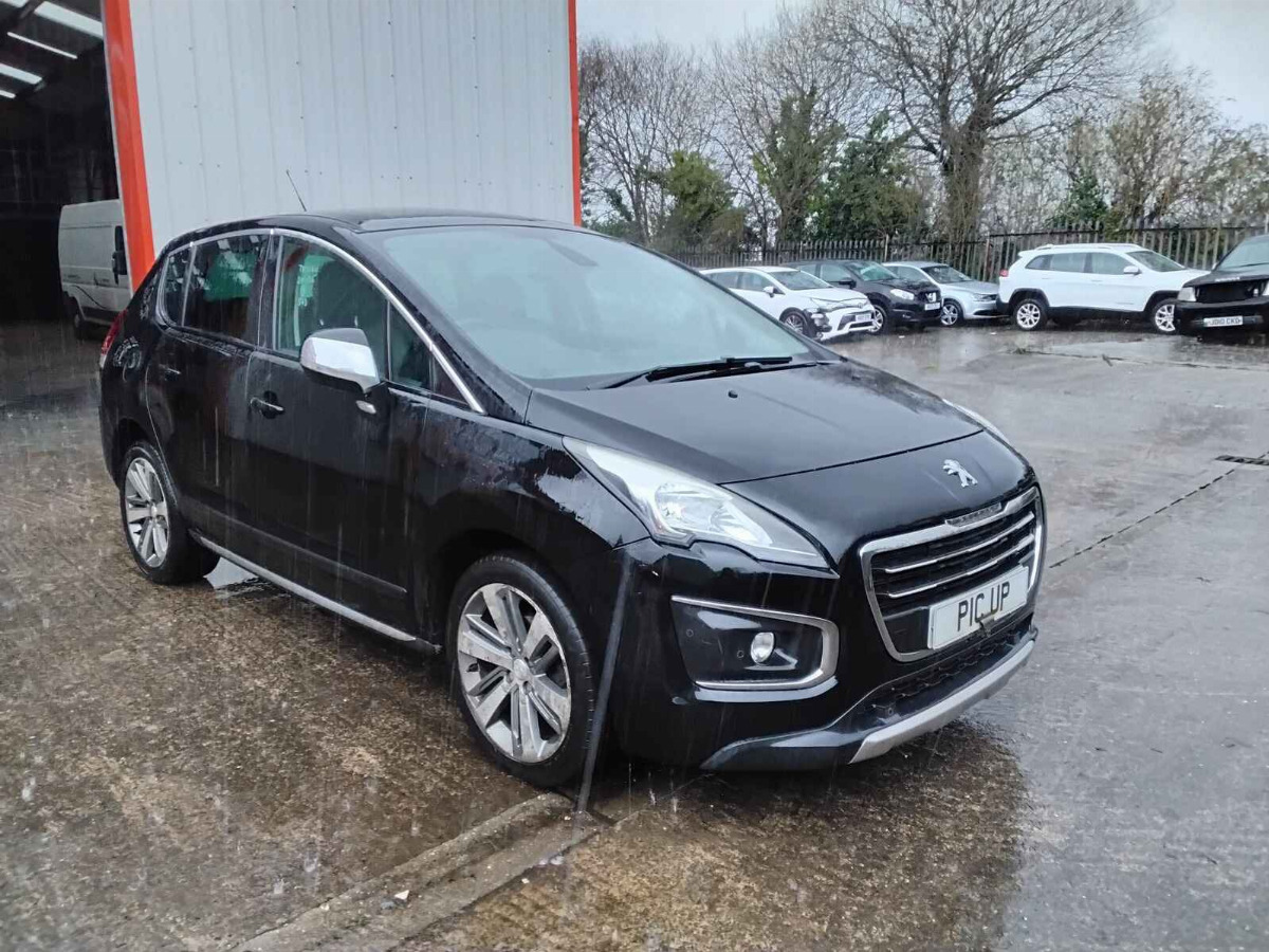 PEUGEOT 3008
