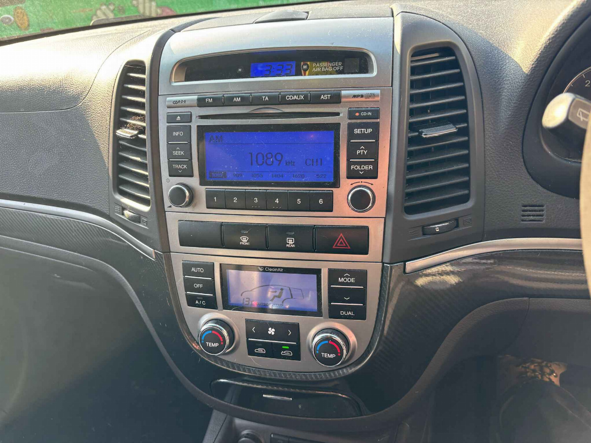 HYUNDAI SANTA FE 