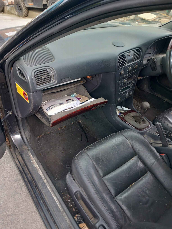 VOLVO V40