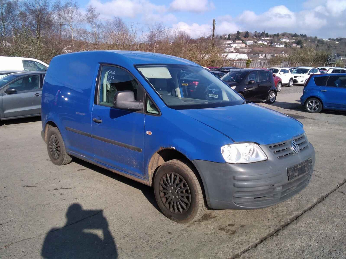 VOLKSWAGEN CADDY