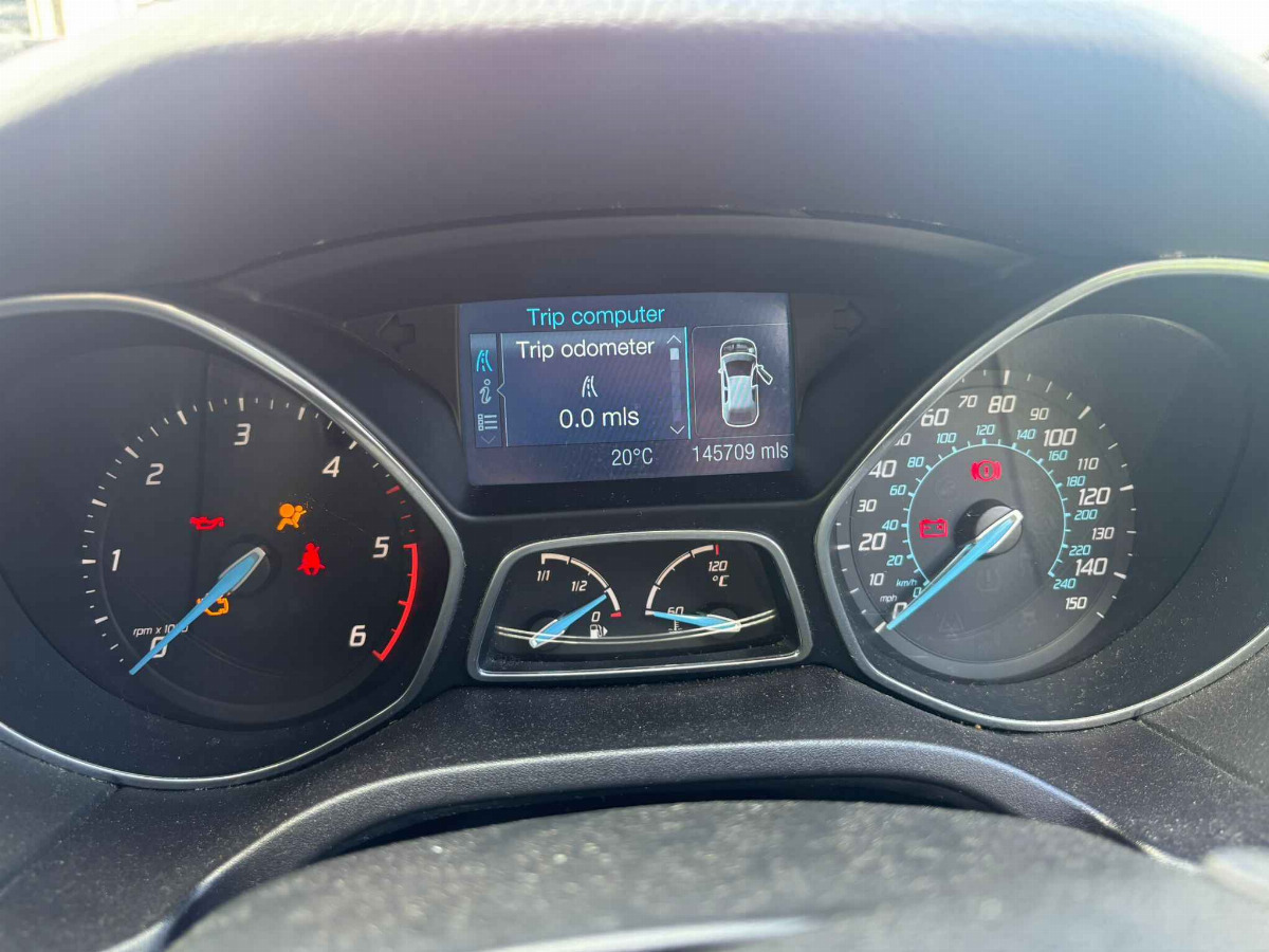 FORD FOCUS