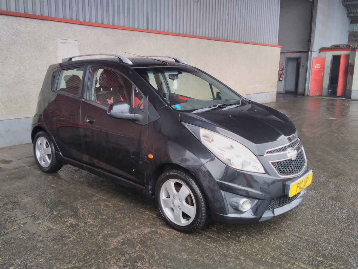 CHEVROLET spark