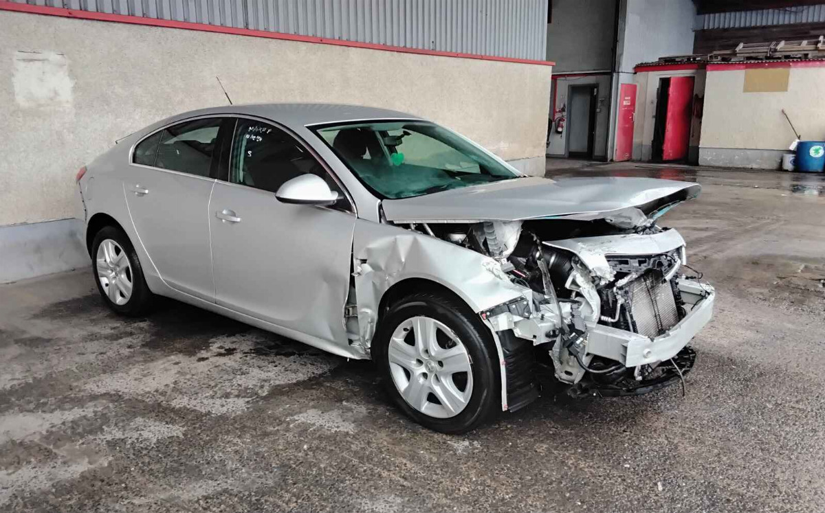 VAUXHALL INSIGNIA
