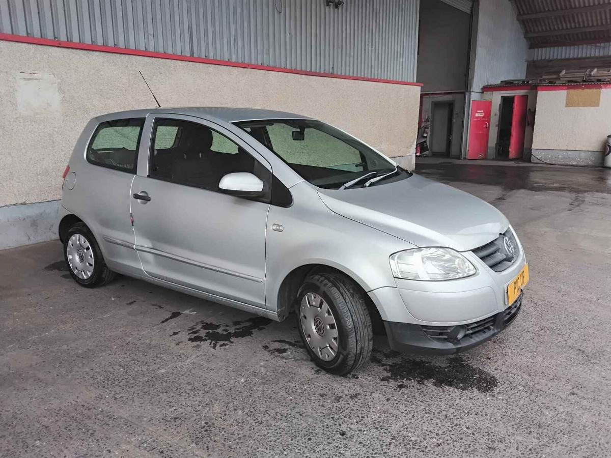 VOLKSWAGEN FOX