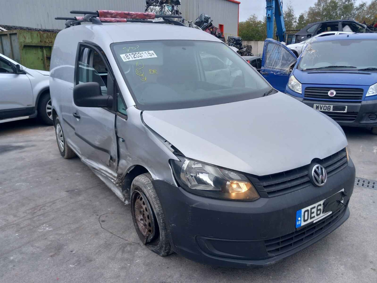 VOLKSWAGEN CADDY