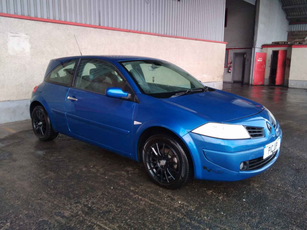 RENAULT MEGANE