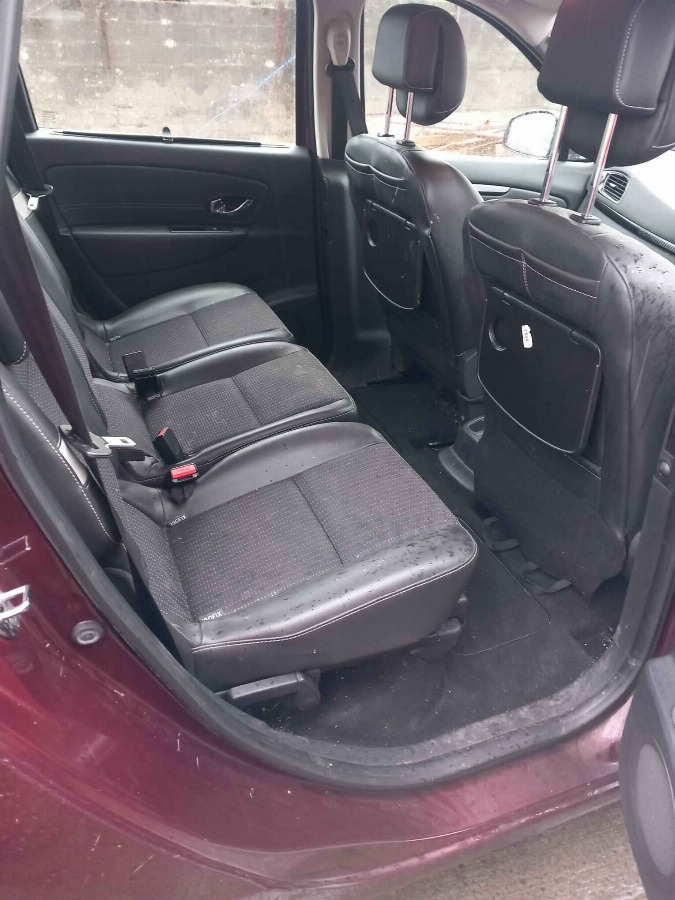 RENAULT GRAND SCENIC