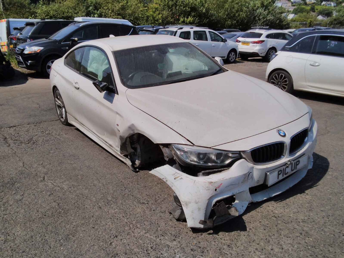 BMW 4 SERIES