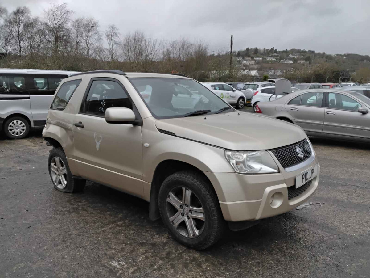 SUZUKI GRAND VITARA