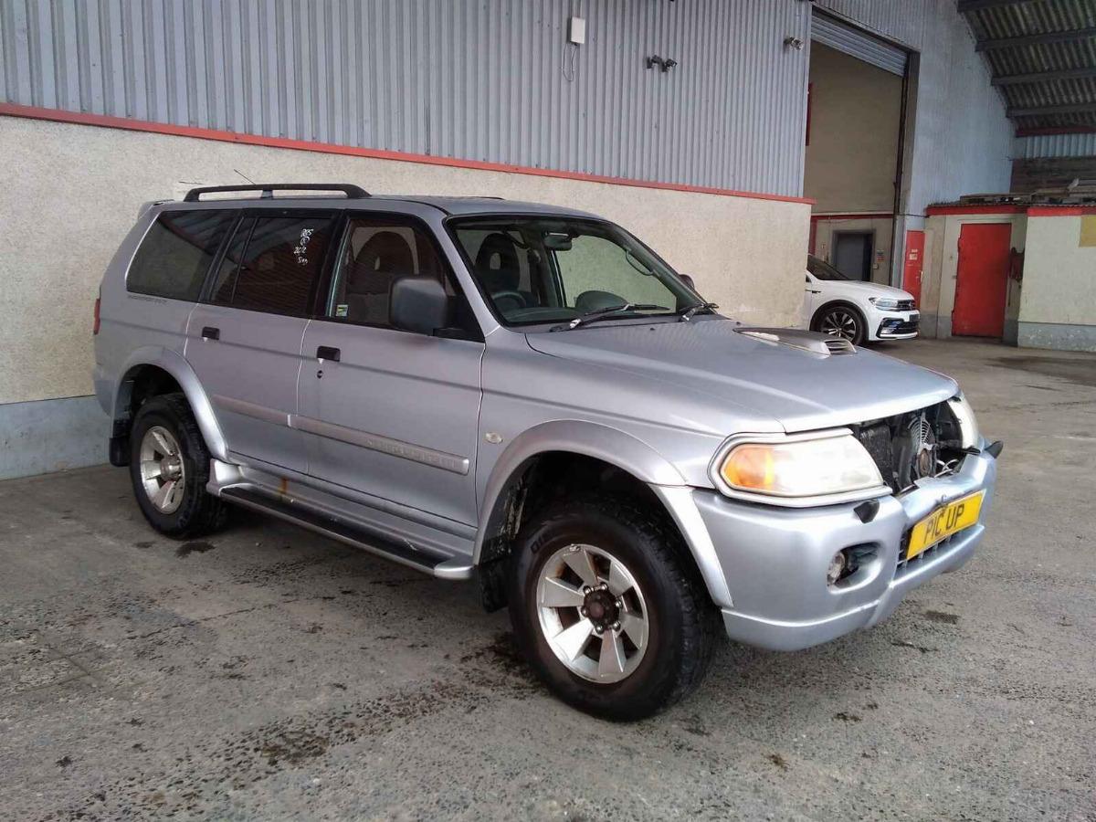 MITSUBISHI SHOGUN SPORT