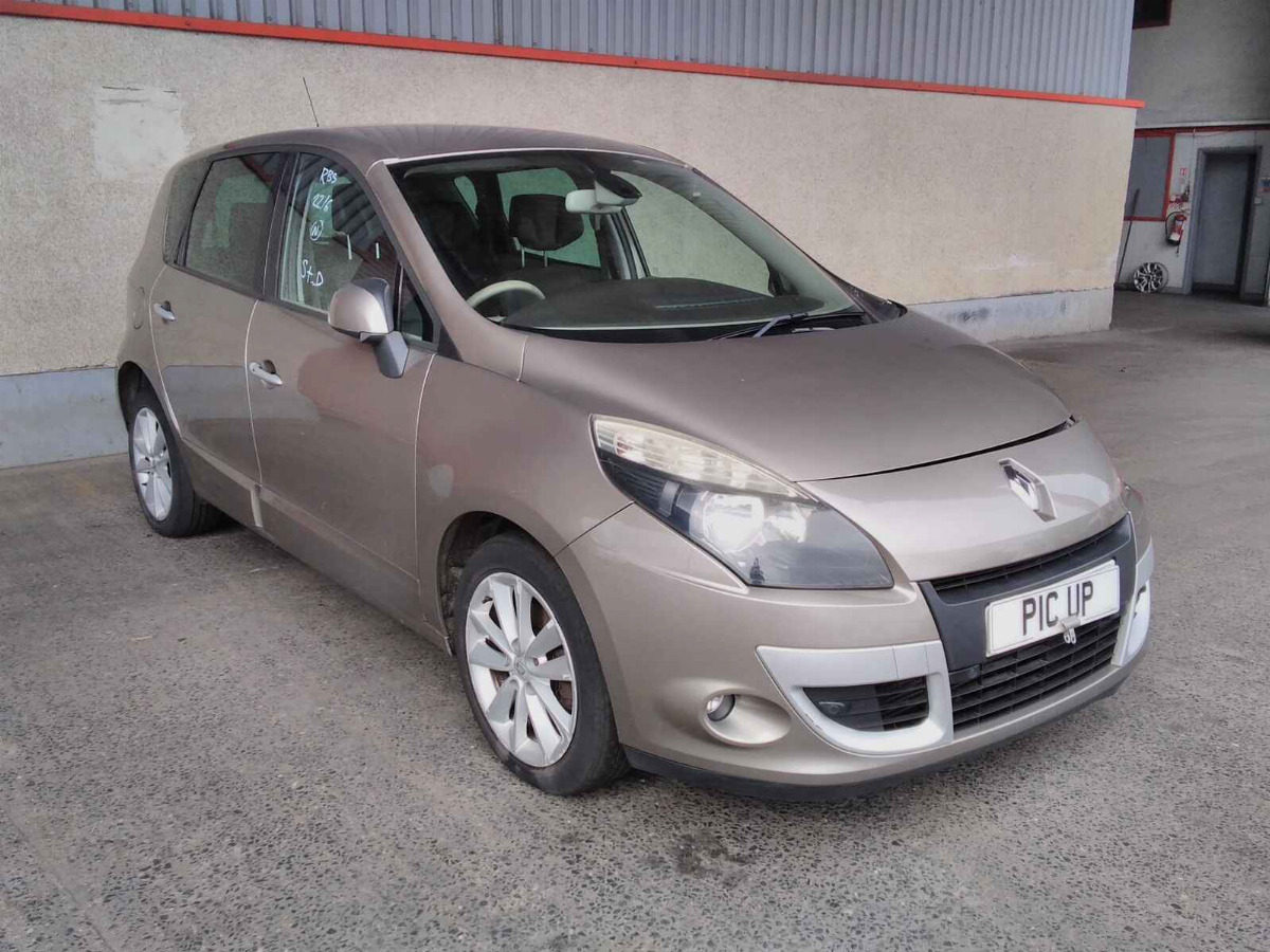 RENAULT SCENIC