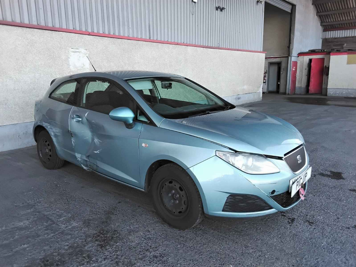 SEAT IBIZA