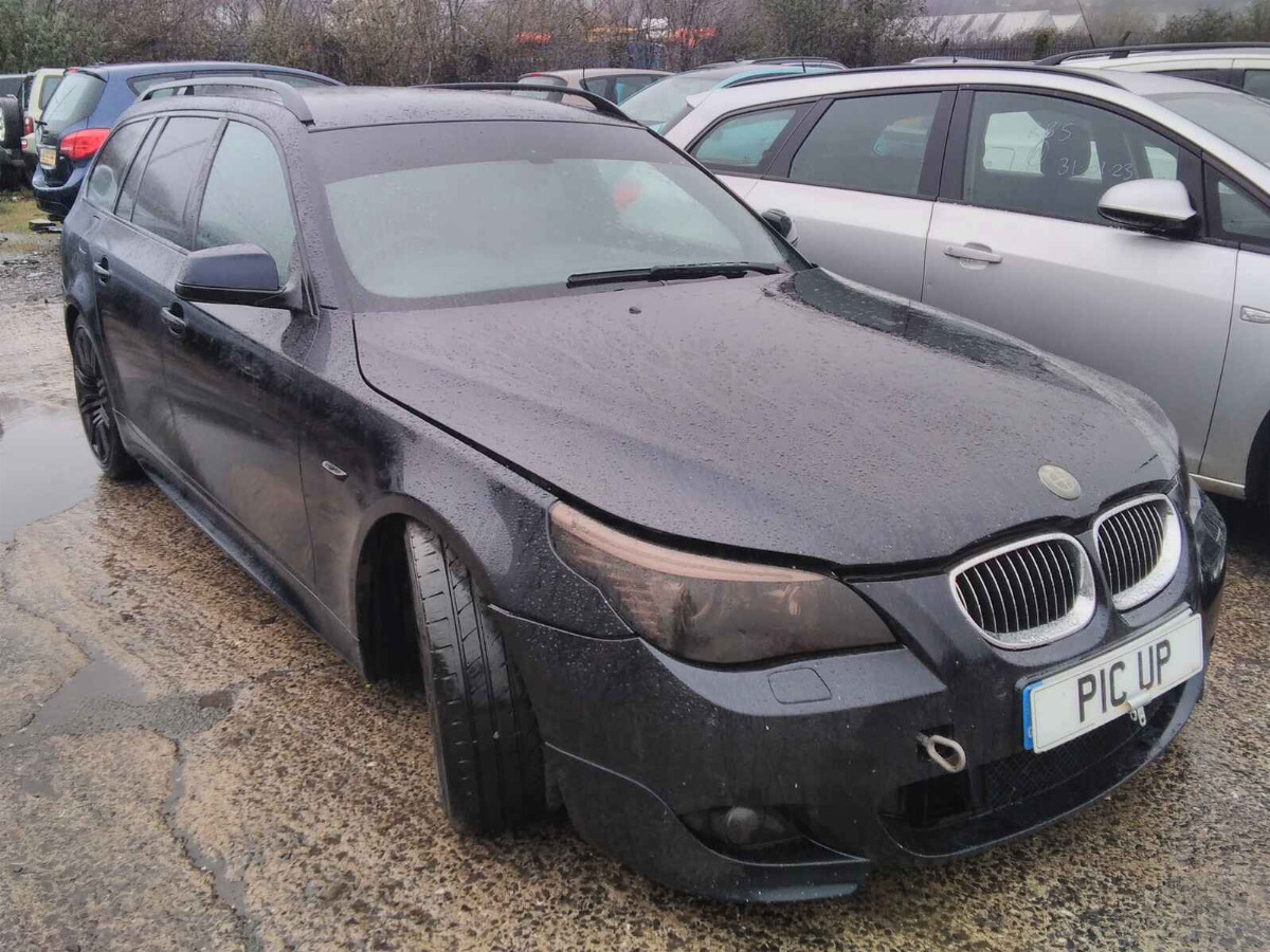 BMW 5 SERIES