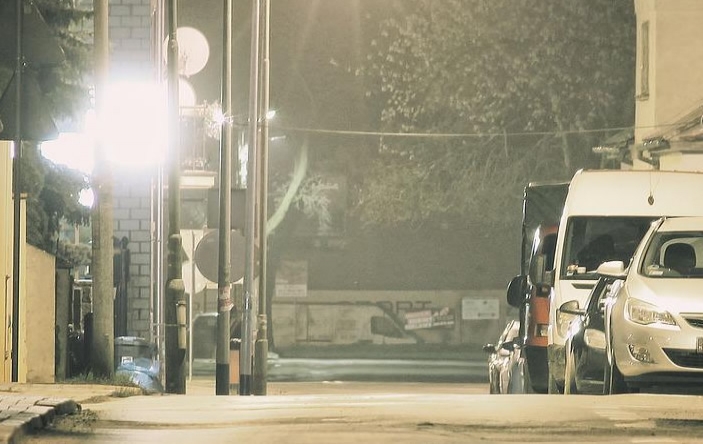 Parking Under a Street Light Can Increase Risk of Car Theft